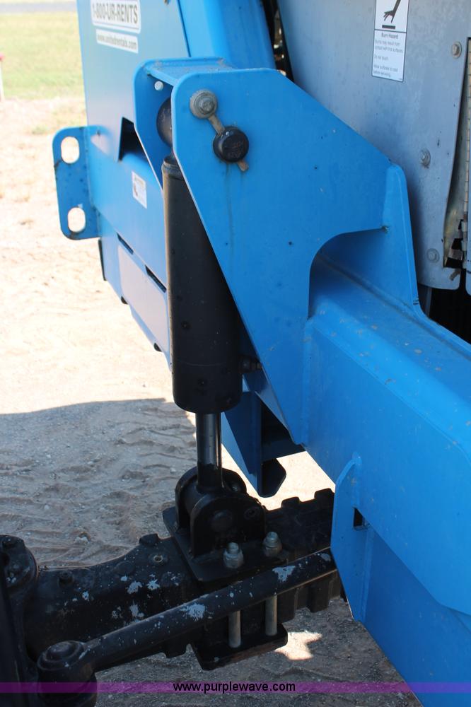 image for item H5602 2006 Genie GTH-844 telehandler