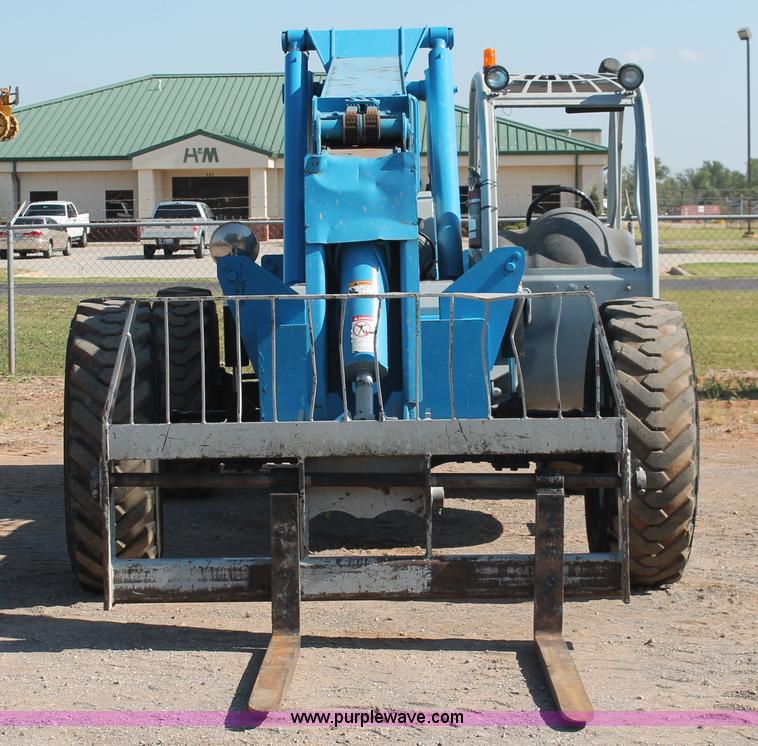 image for item H5603 2007 Genie GTH-842 telehandler