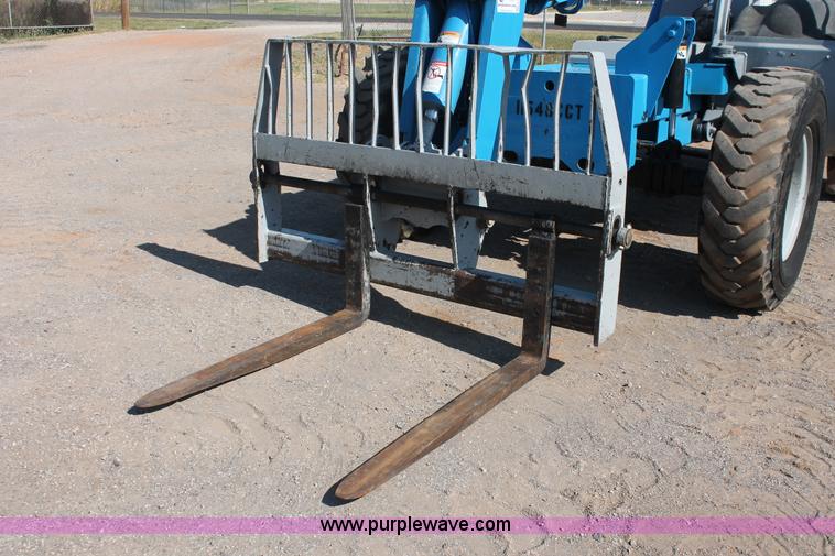 image for item H5603 2007 Genie GTH-842 telehandler