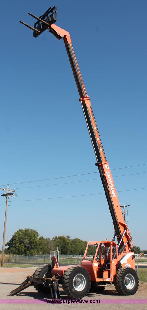 image for item H5604 2006 SkyTrak 10042 telehandler