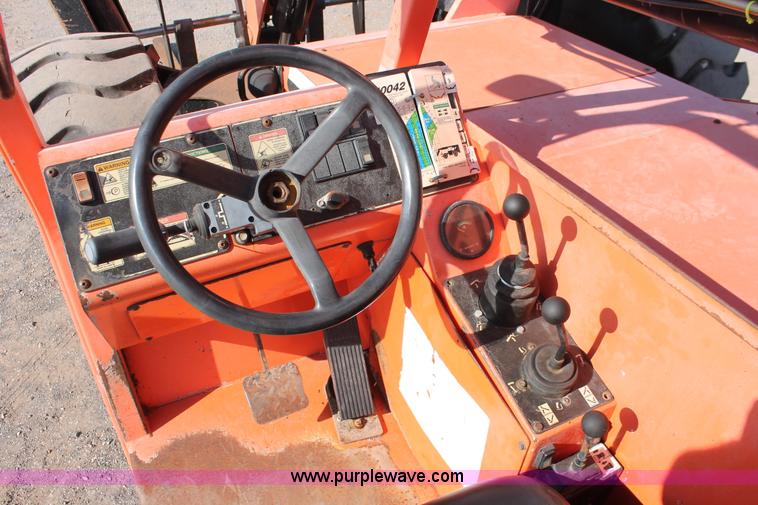 image for item H5604 2006 SkyTrak 10042 telehandler