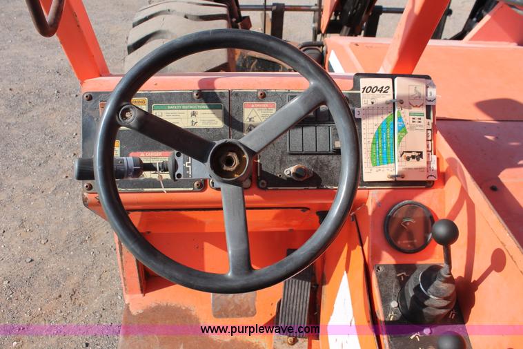 image for item H5604 2006 SkyTrak 10042 telehandler