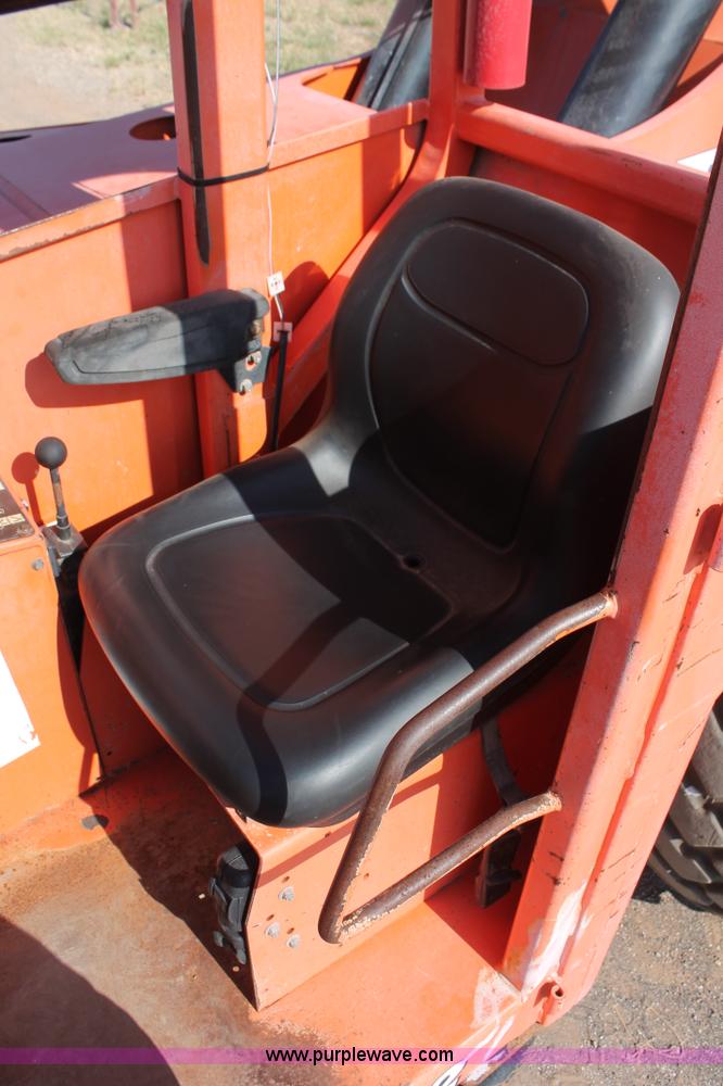 image for item H5604 2006 SkyTrak 10042 telehandler