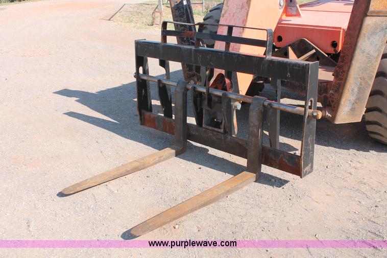 image for item H5604 2006 SkyTrak 10042 telehandler