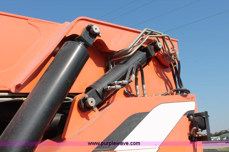 image for item H5604 2006 SkyTrak 10042 telehandler