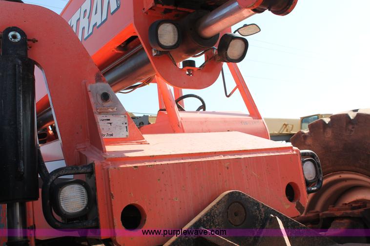 image for item H5604 2006 SkyTrak 10042 telehandler