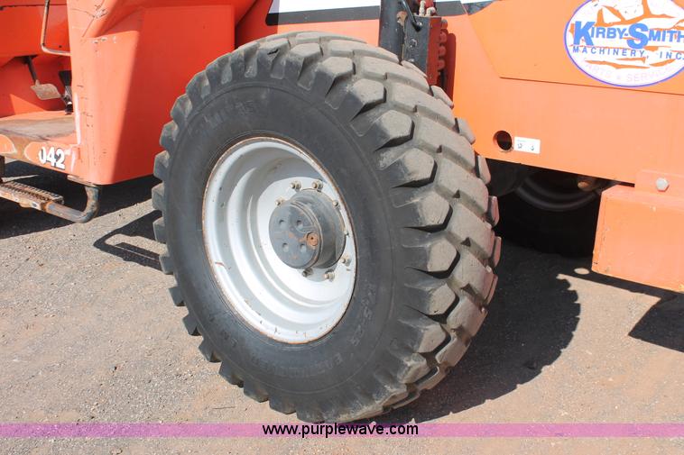 image for item H5604 2006 SkyTrak 10042 telehandler