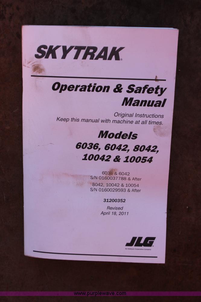image for item H5604 2006 SkyTrak 10042 telehandler