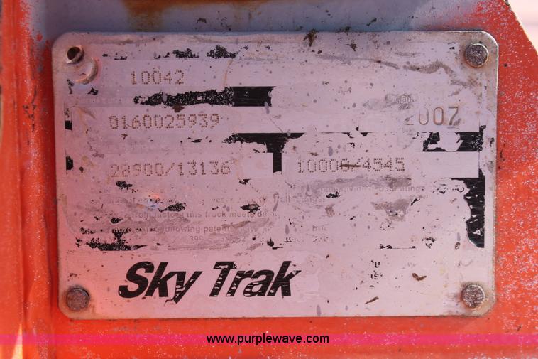 image for item H5604 2006 SkyTrak 10042 telehandler