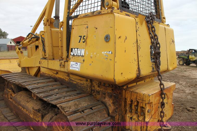image for item H8830 1995 John Deere 755A track loader