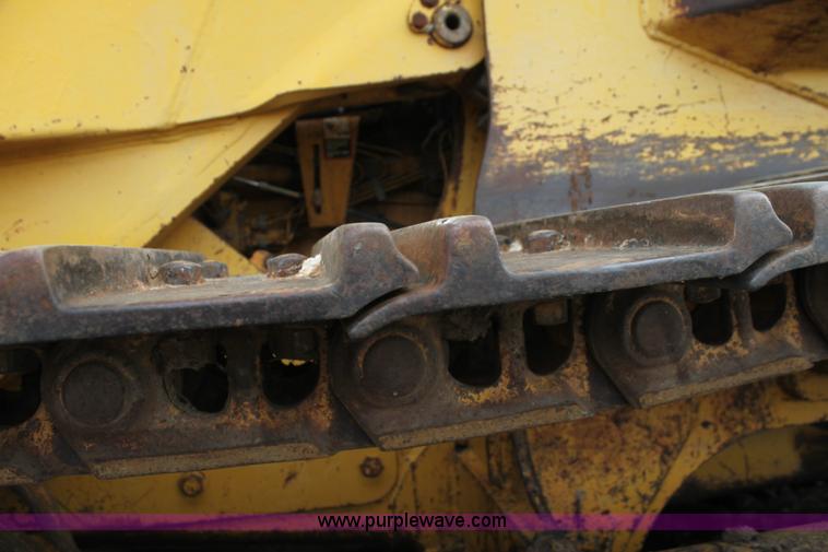 image for item H8830 1995 John Deere 755A track loader