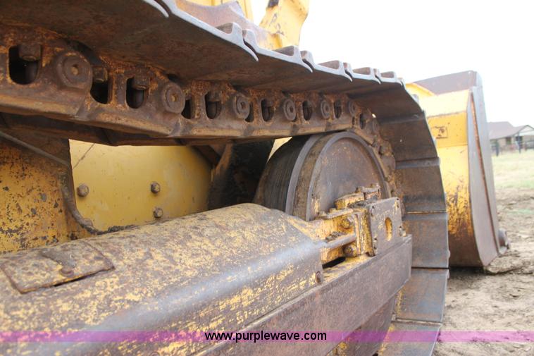 image for item H8830 1995 John Deere 755A track loader