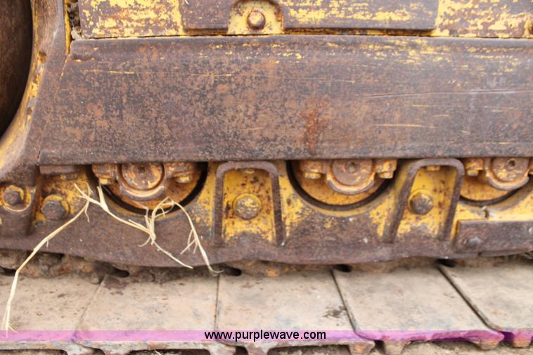 image for item H8830 1995 John Deere 755A track loader