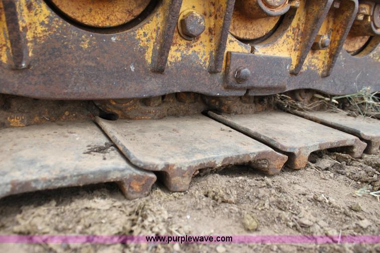 image for item H8830 1995 John Deere 755A track loader