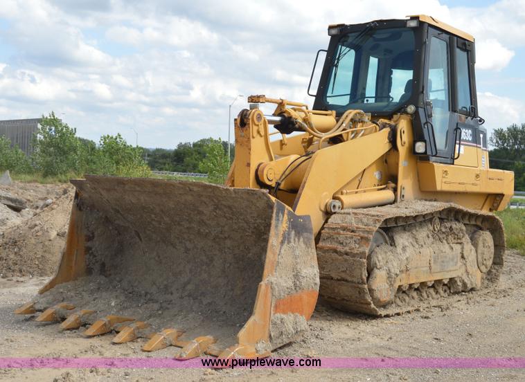 image for item I2987 1999 Caterpillar 963C track loader