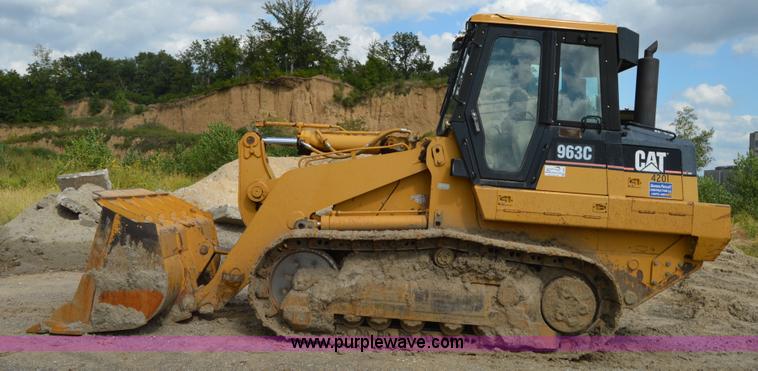 image for item I2987 1999 Caterpillar 963C track loader
