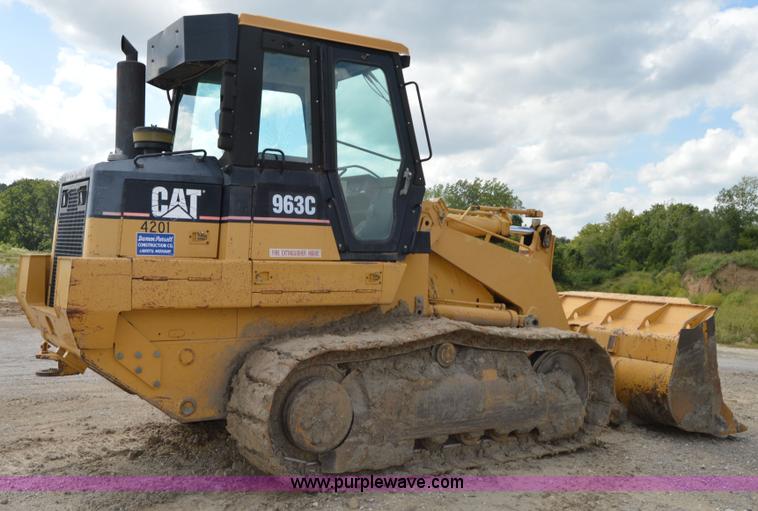 image for item I2987 1999 Caterpillar 963C track loader