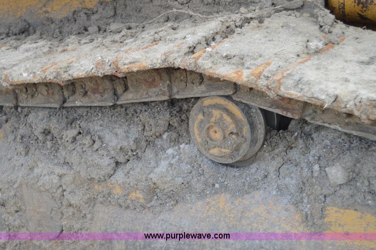 image for item I2987 1999 Caterpillar 963C track loader