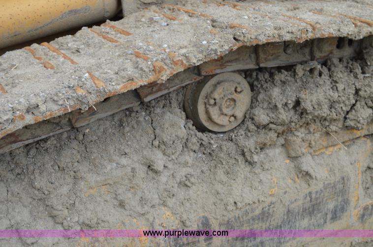 image for item I2987 1999 Caterpillar 963C track loader