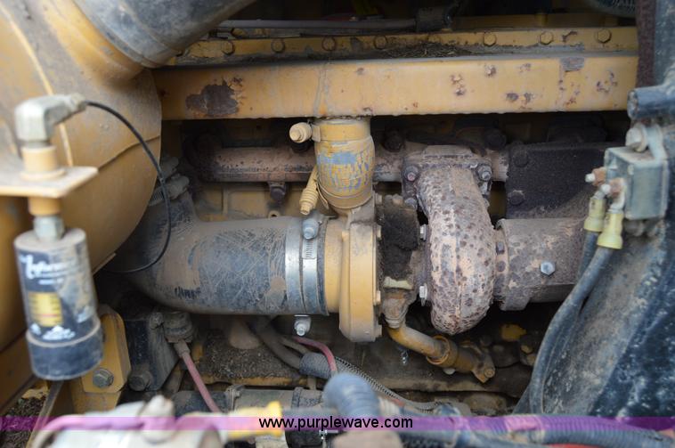 image for item I2987 1999 Caterpillar 963C track loader