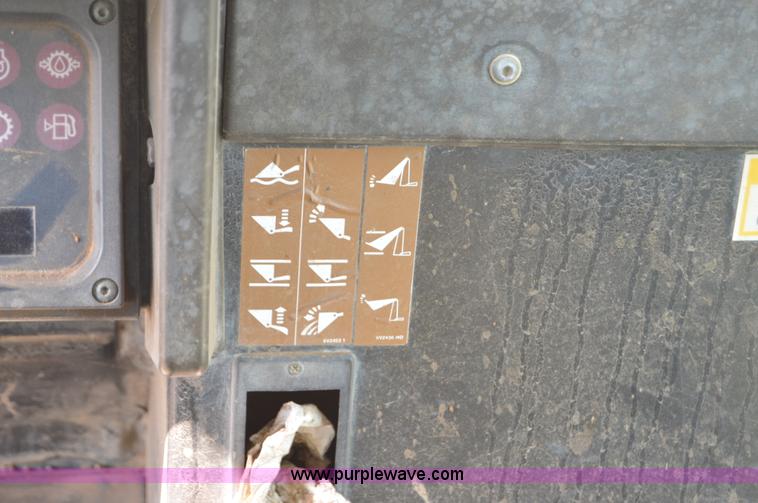 image for item I2987 1999 Caterpillar 963C track loader