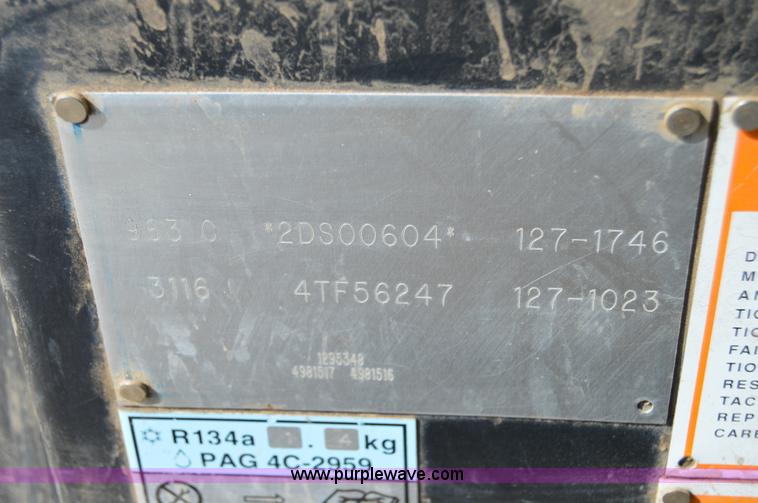 image for item I2987 1999 Caterpillar 963C track loader