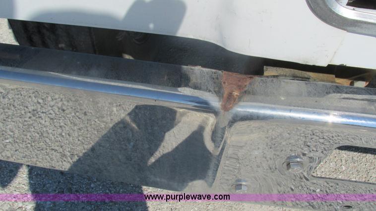 image for item I3211 1997 Mack RD688S dump truck