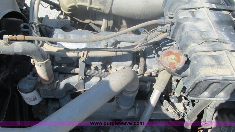 image for item I3211 1997 Mack RD688S dump truck