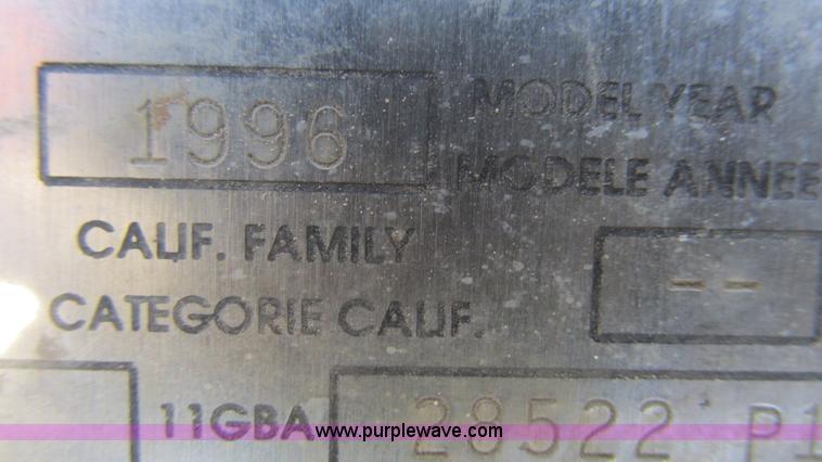 image for item I3211 1997 Mack RD688S dump truck