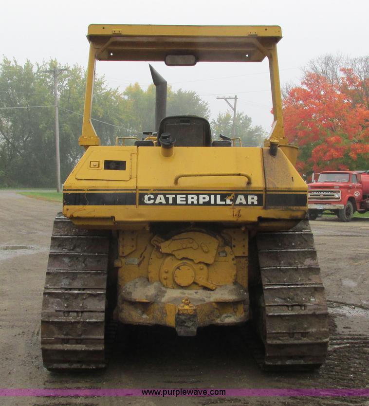 image for item I3825 1988 Caterpillar D5H dozer