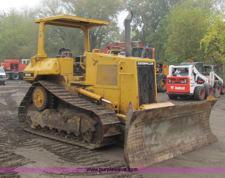 image for item I3825 1988 Caterpillar D5H dozer