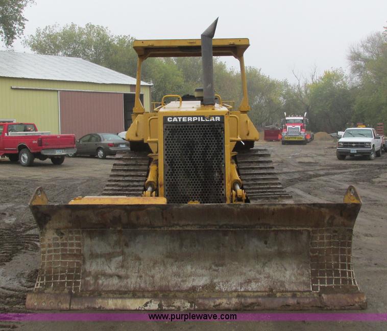 image for item I3825 1988 Caterpillar D5H dozer