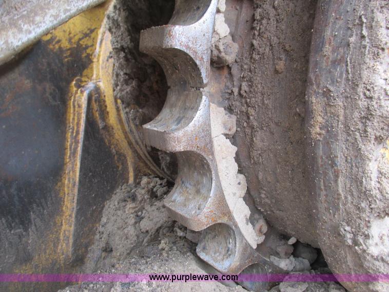 image for item I3825 1988 Caterpillar D5H dozer