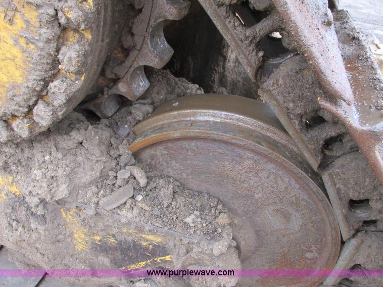 image for item I3825 1988 Caterpillar D5H dozer