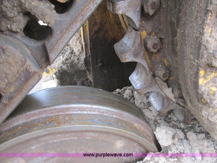 image for item I3825 1988 Caterpillar D5H dozer