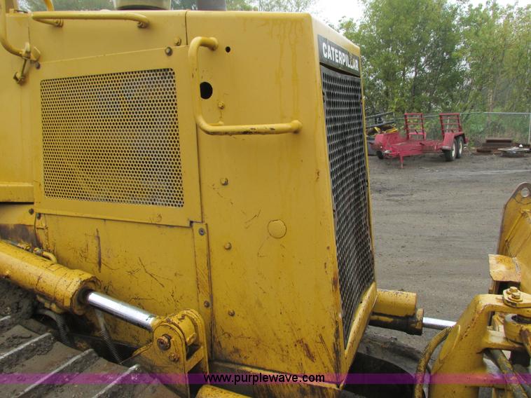 image for item I3825 1988 Caterpillar D5H dozer