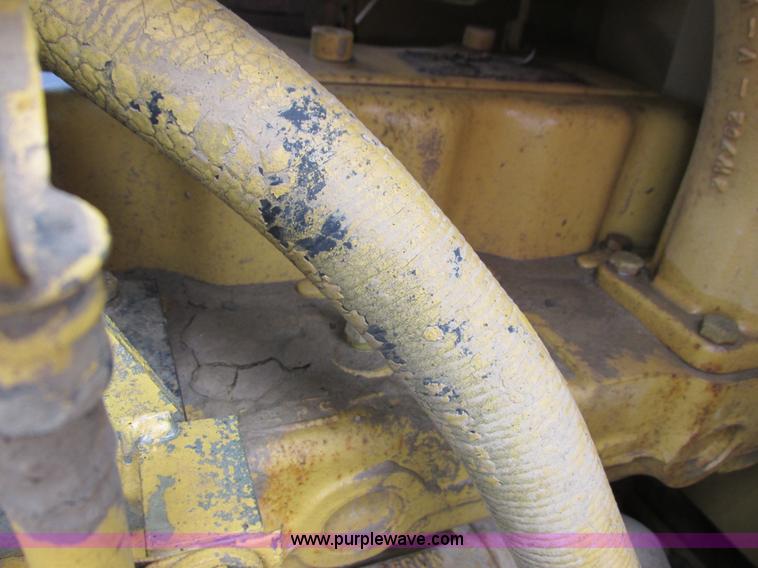 image for item I3825 1988 Caterpillar D5H dozer