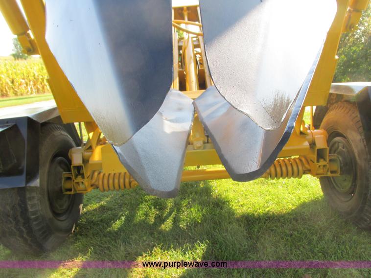 image for item I3826 Vermeer TS-44A tree spade