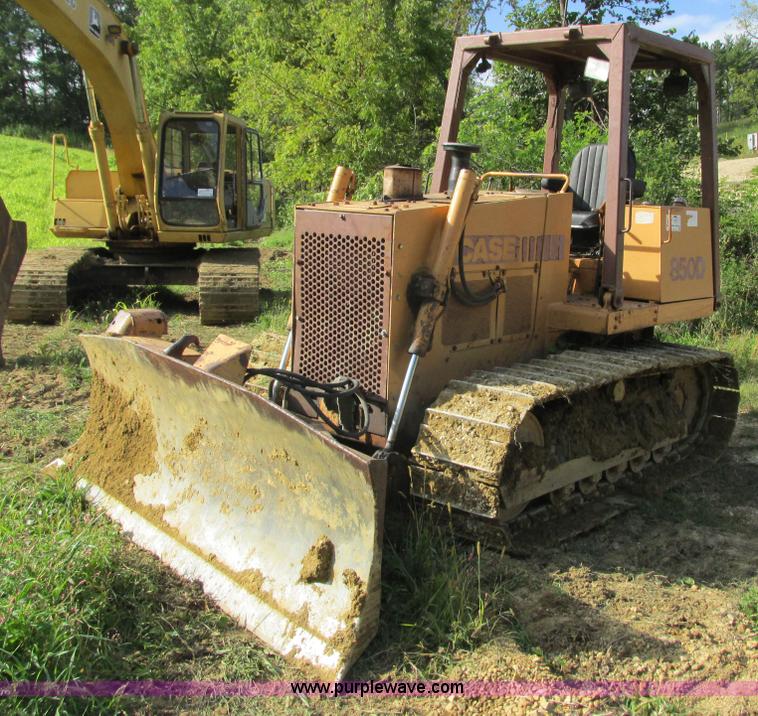 image for item I3828 1986 Case 850D dozer