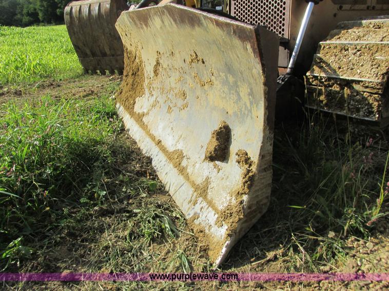 image for item I3828 1986 Case 850D dozer