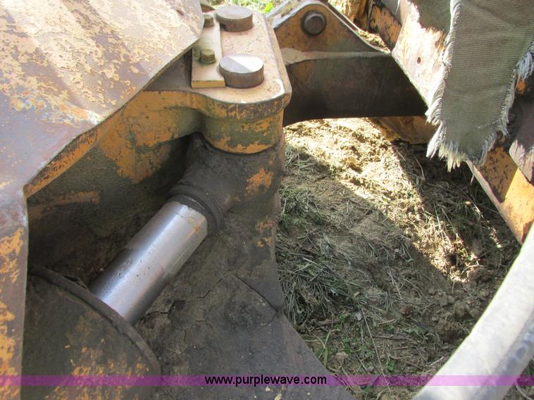 image for item I3828 1986 Case 850D dozer