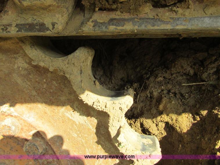 image for item I3828 1986 Case 850D dozer