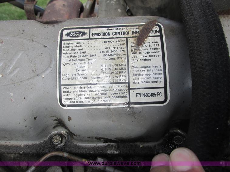 image for item I3829 1992 Ford LT8000 dump truck