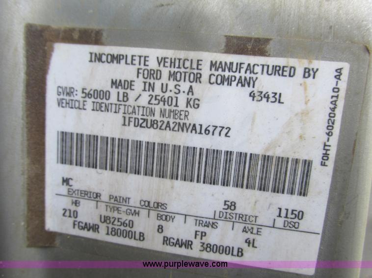 image for item I3829 1992 Ford LT8000 dump truck