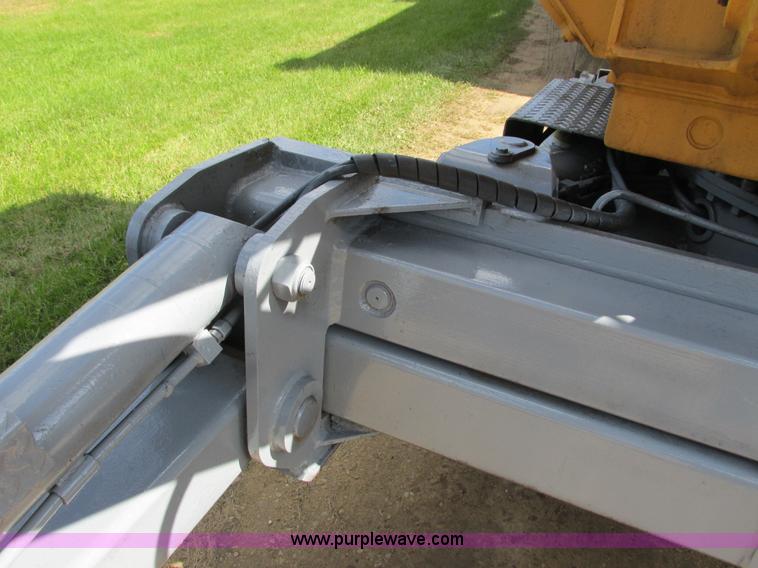 image for item I3830 1992 Menzi Muck 6000T2 excavator