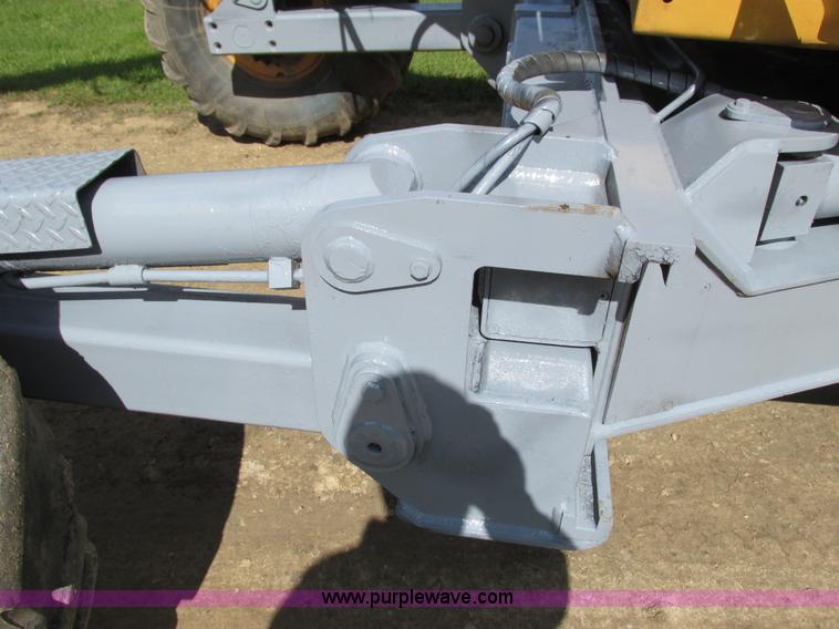 image for item I3830 1992 Menzi Muck 6000T2 excavator