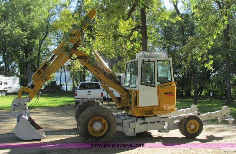 image for item I3831 1995 Menzi Muck 6000T2M excavator