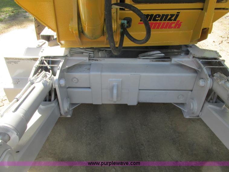 image for item I3831 1995 Menzi Muck 6000T2M excavator