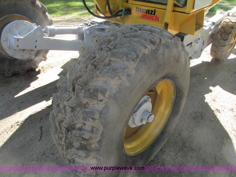 image for item I3831 1995 Menzi Muck 6000T2M excavator