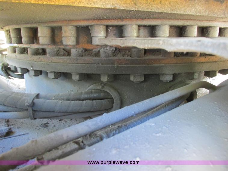 image for item I3831 1995 Menzi Muck 6000T2M excavator